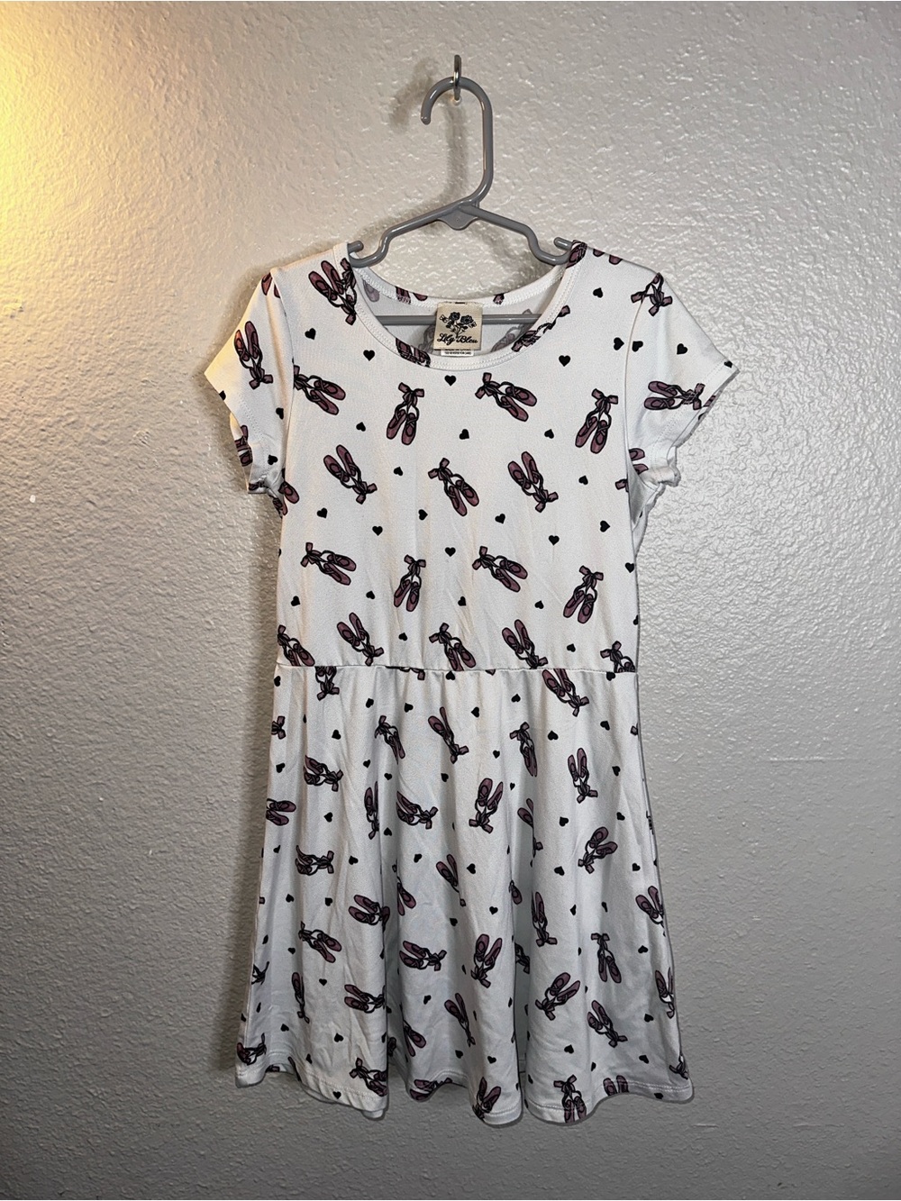 Lily Bleu White Dress Ballet Slipper Print Size 6X